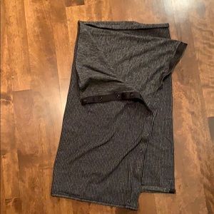 LuLulemon winter scarf